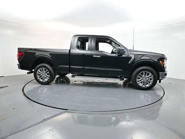 New 2026 Agate Black Metallic Ford XLT image 49