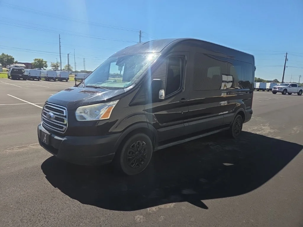 Used 2016 Black Ford XLT image 3