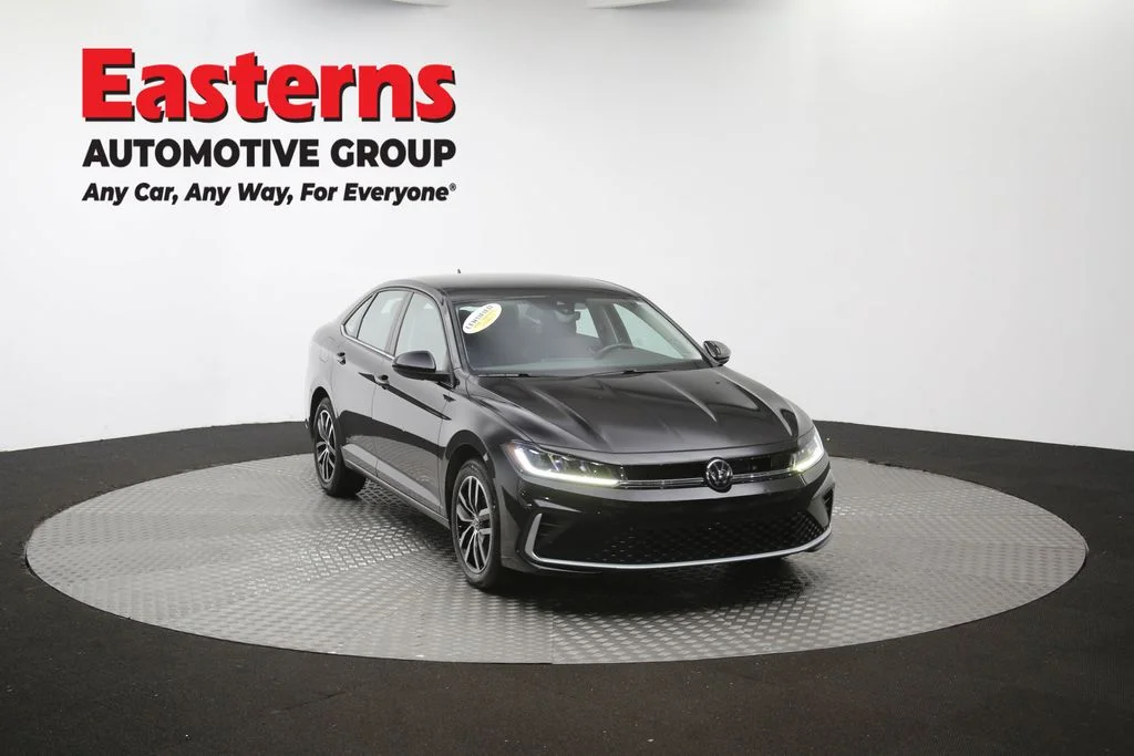 Used 2025 Black Volkswagen 1.5T SE image 49