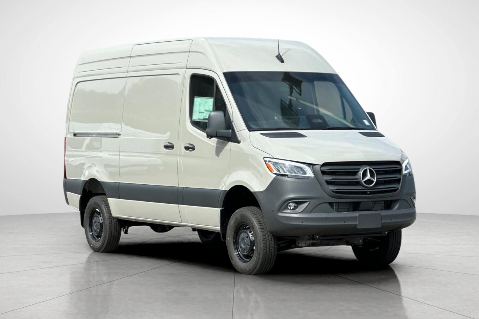 New 2026 Stone Gray Mercedes-Benz Cargo 144 WB image 27
