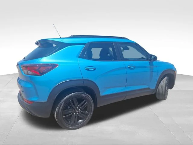 Used 2026 Blue Chevrolet LT image 7