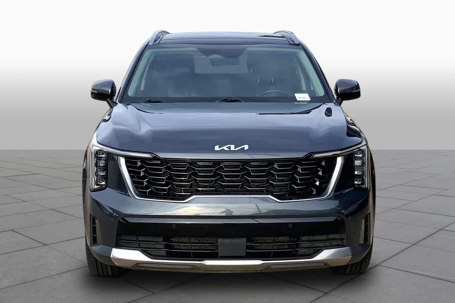 Pre-Owned 2024 Kia Sorento S