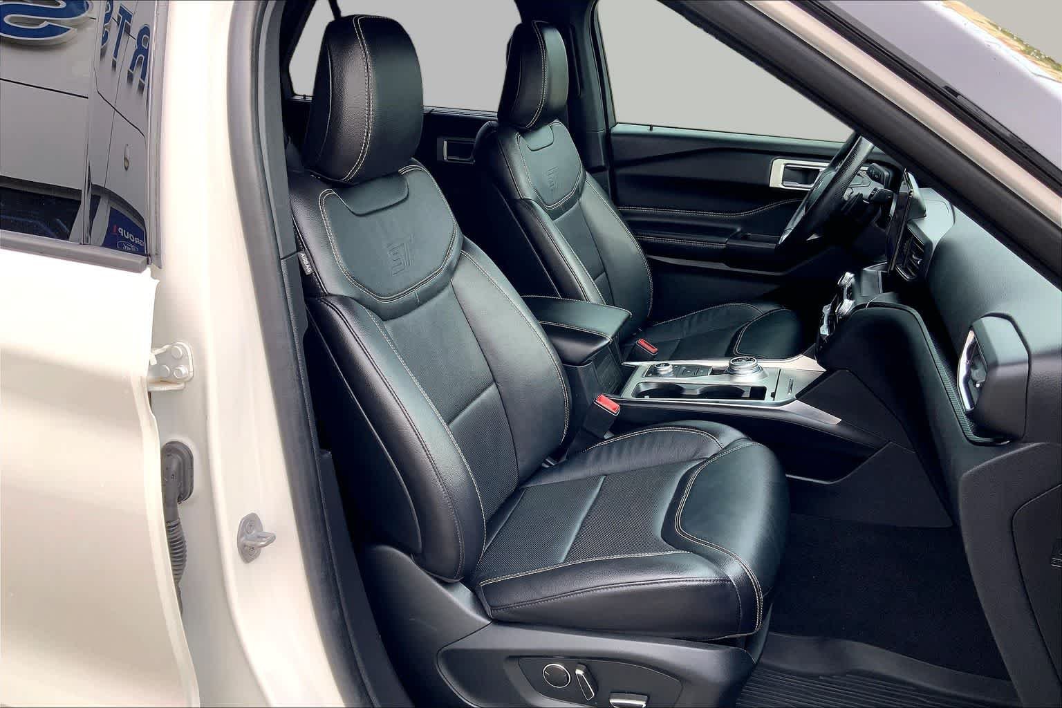 Used 2020 Star White Metallic Tri-Coat Ford ST image 8