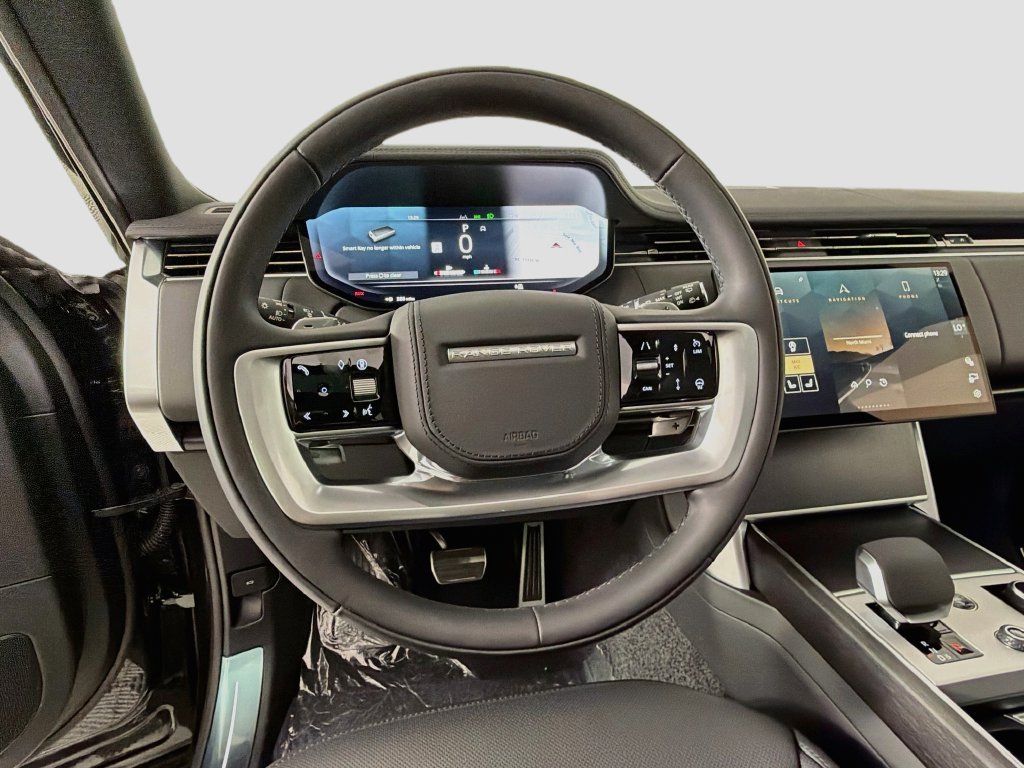 New 2027 Santorini Black Land Rover SE image 11