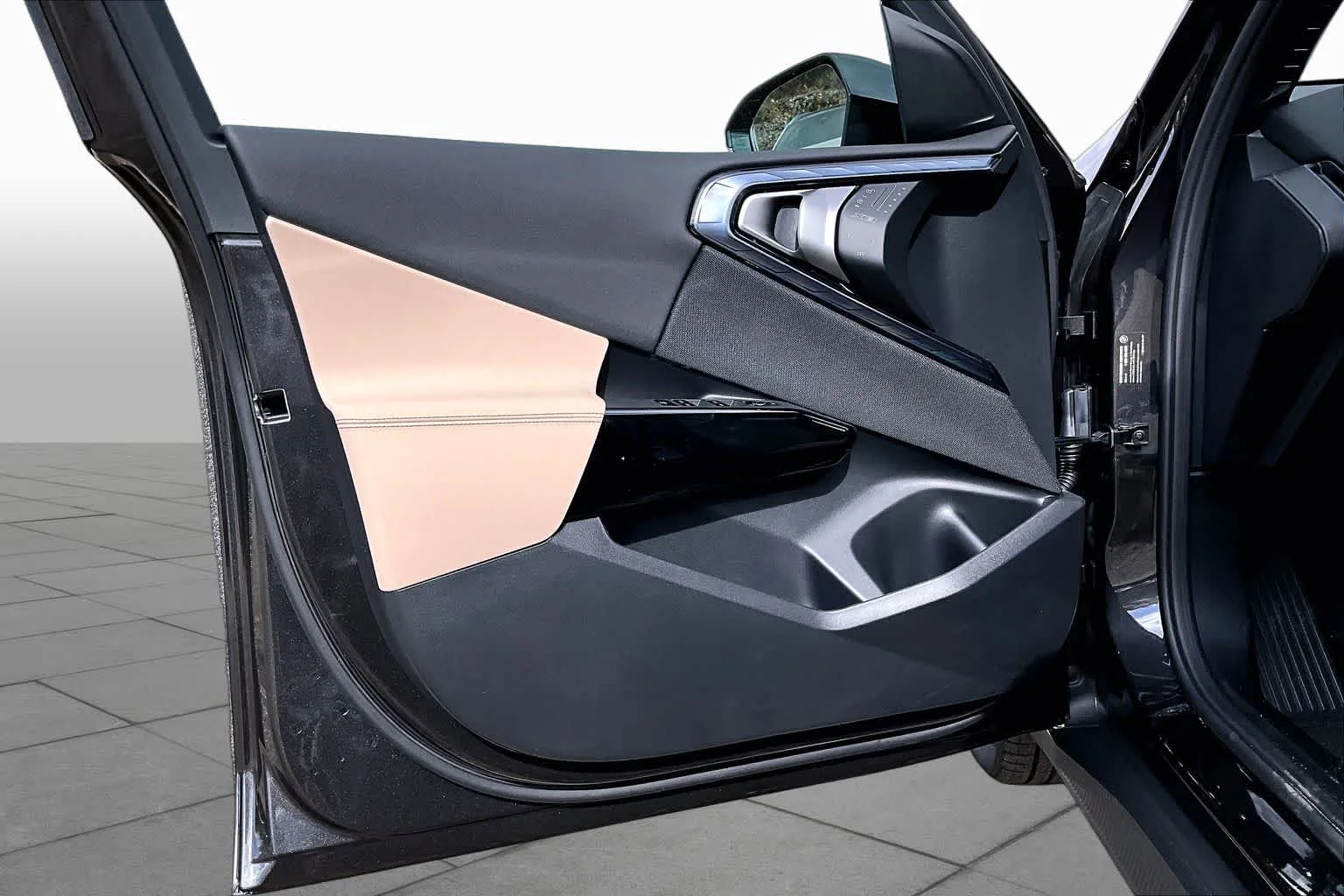 New 2026 Dark Graphite Metallic BMW 30 xDrive image 11