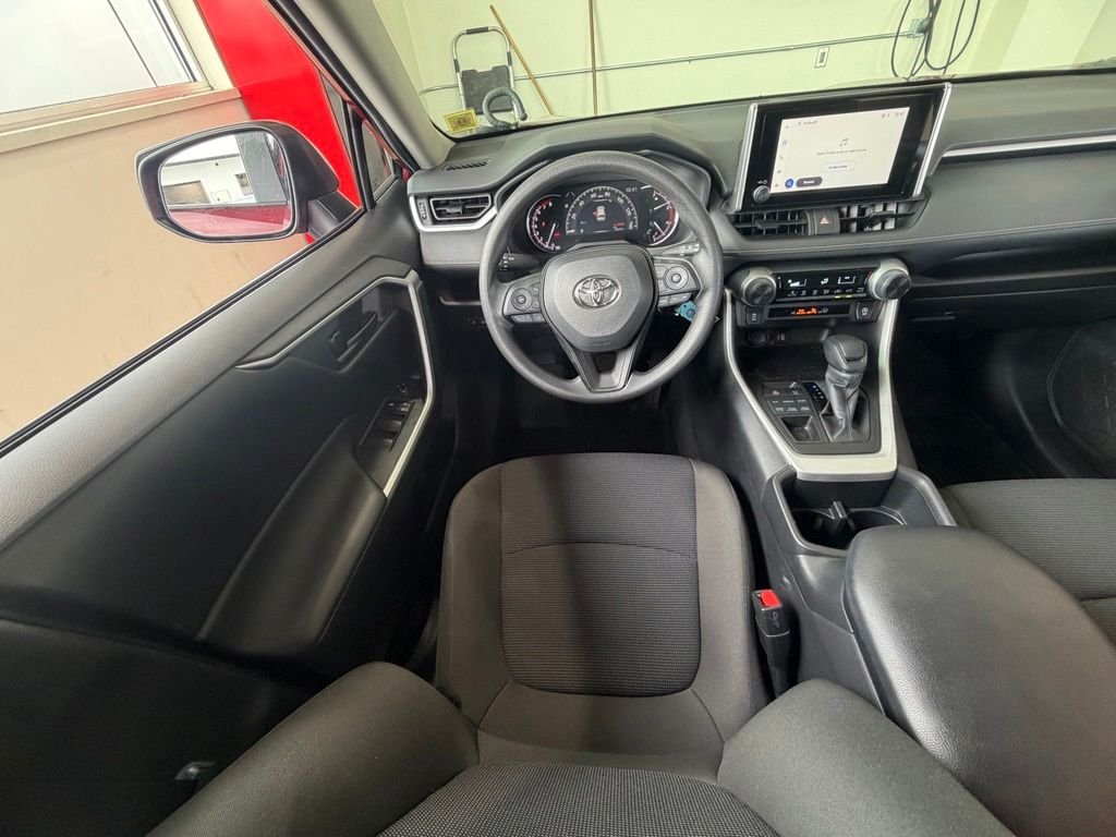 Photo 10