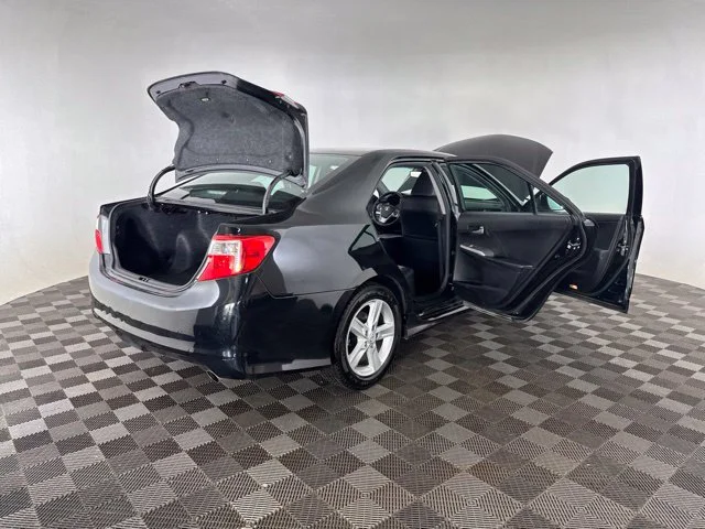 Used 2014 Black Toyota SE image 20