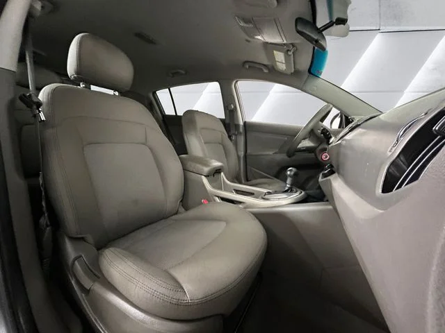 Used 2015 Silver Kia LX image 14