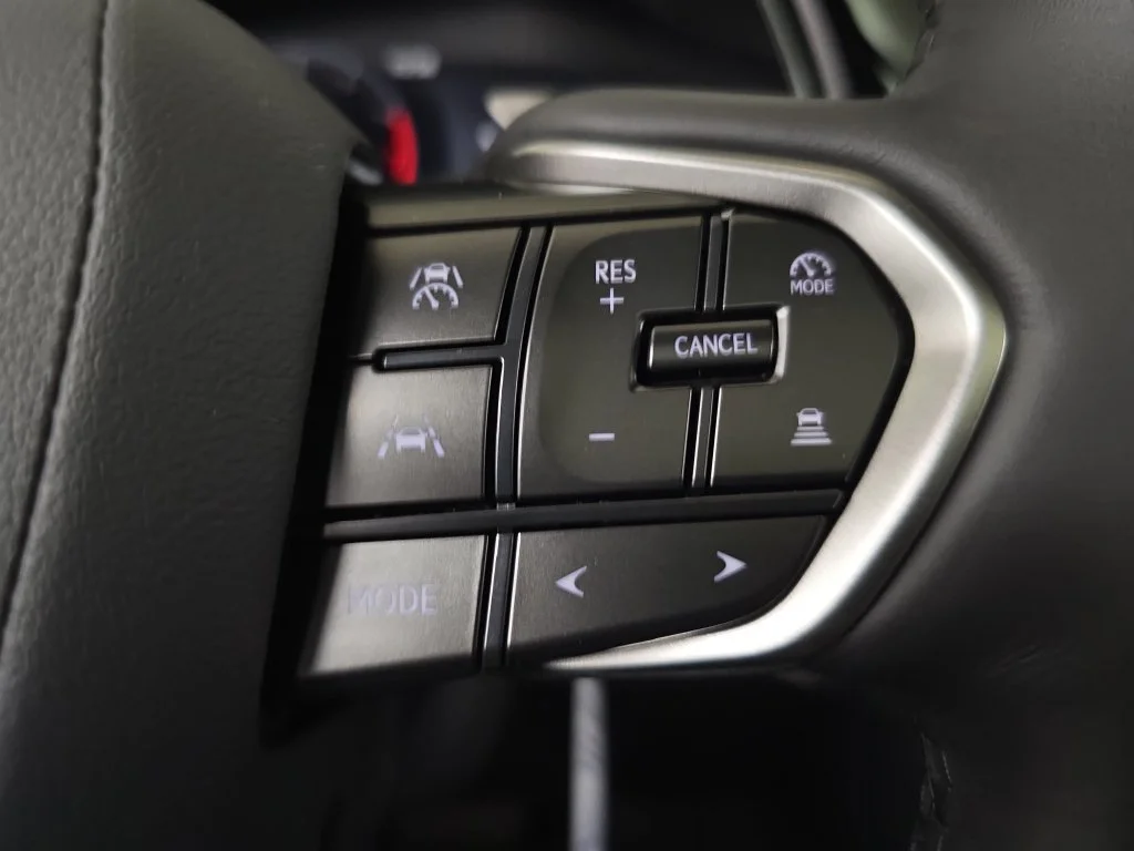 New 2026 Wind Chill Pearl Lexus PREMIUM AWD image 18