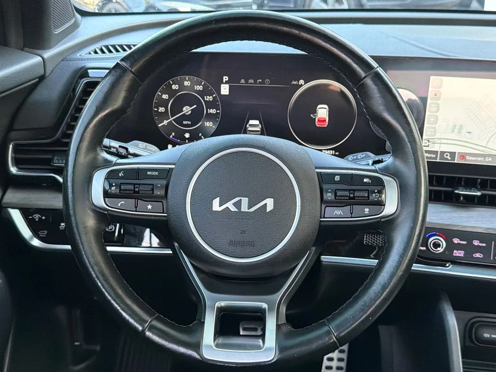 Used 2023 Black Kia X-Pro Prestige image 24