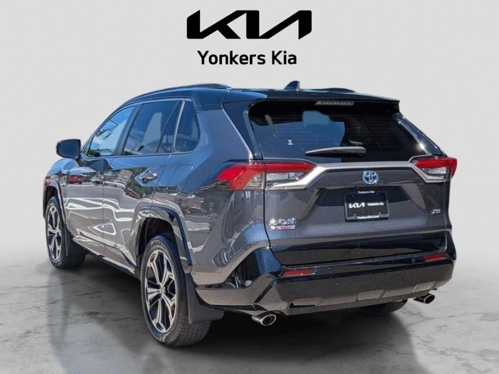 Used 2021 Gray Toyota XSE image 10