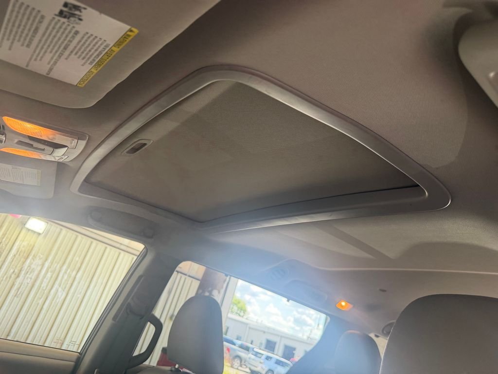 Used 2015 Gray Toyota XLE image 20