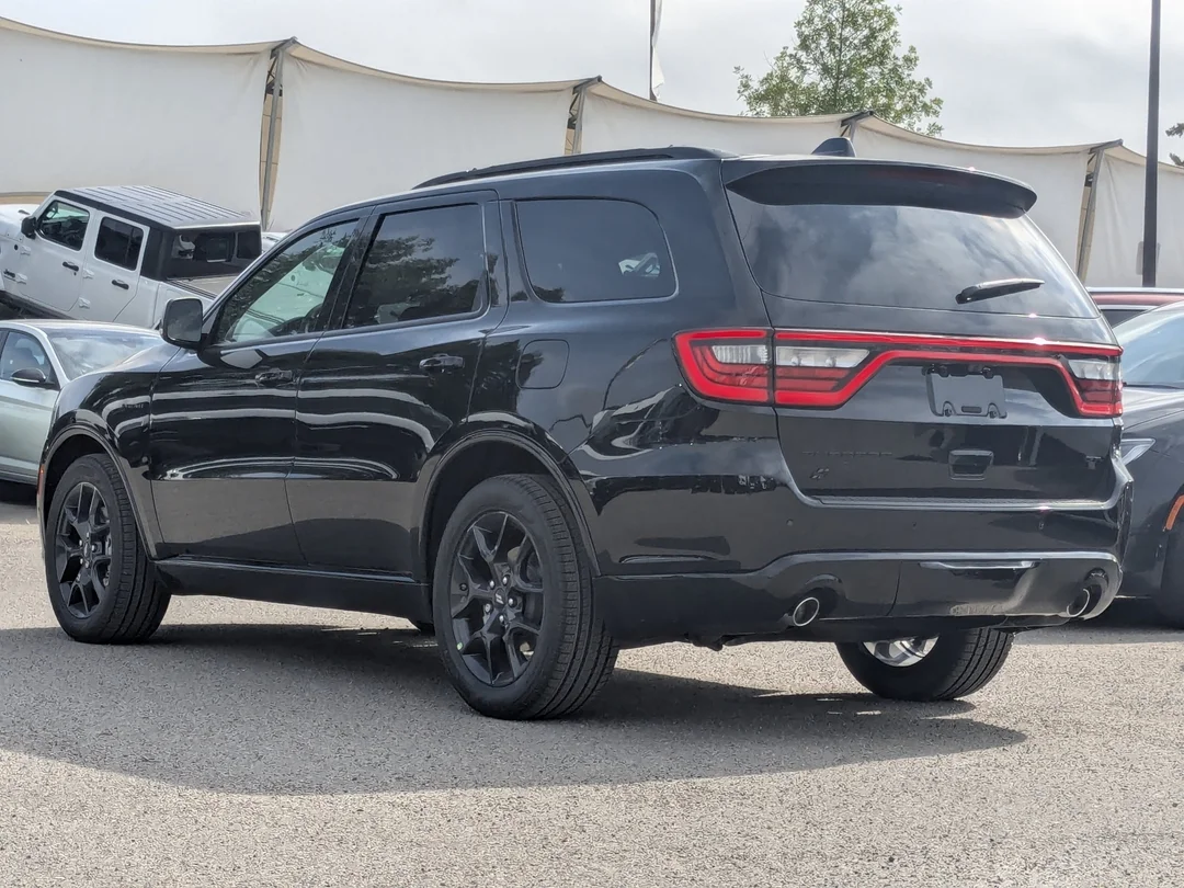New 2026 Black Dodge GT HEMI V8 Plus - - AWD - Blacktop Package - 5.7L HEMI V8 - Adaptive Cruise Control & More! image 6