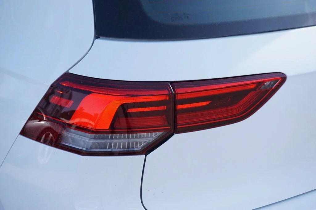 New 2026 White/off-white Volkswagen 2.0T image 37