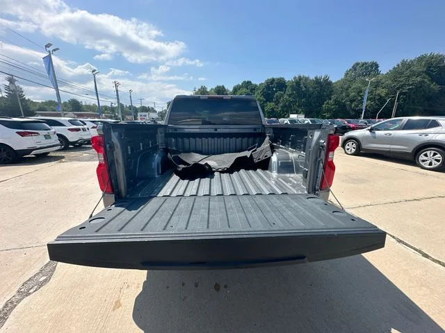 Used 2020 Gray Chevrolet Custom image 28