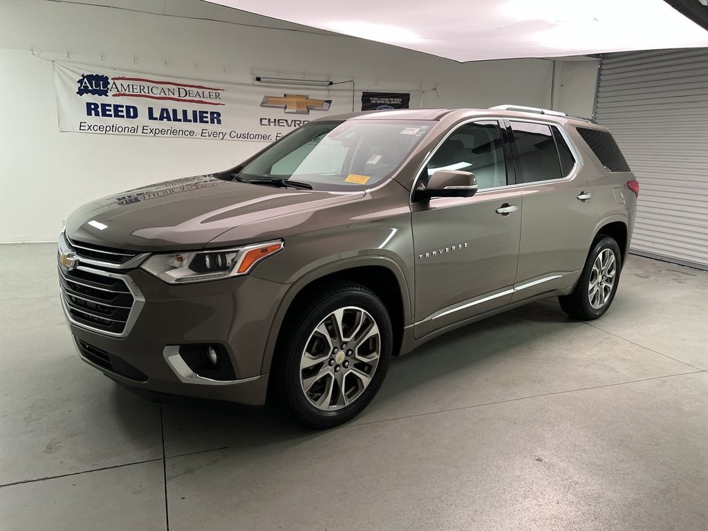 Used 2020 STONE GRAY METALLIC Chevrolet Premier image 4