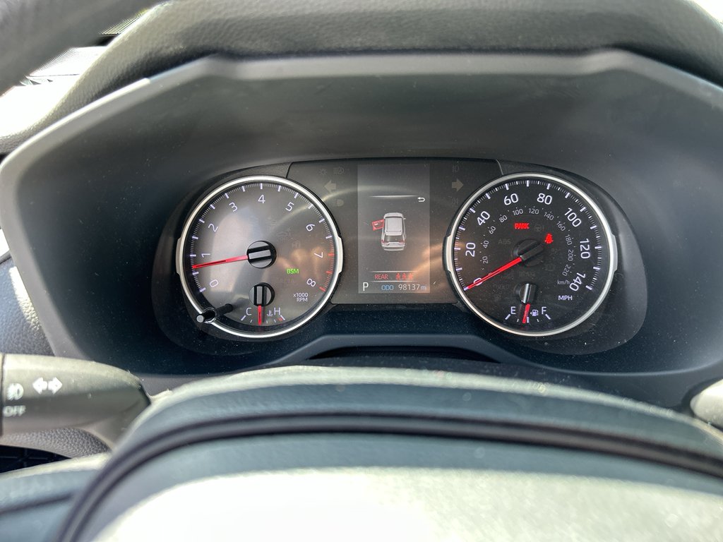 Used 2019 Silver Sky Metallic Toyota XLE image 7