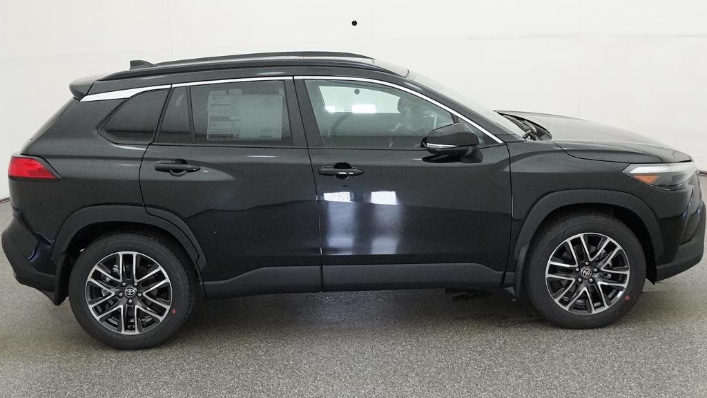 New 2026 Black Toyota XLE image 14