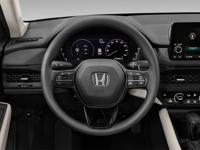 Used 2025 Platinum White Pearl Honda SE image 8