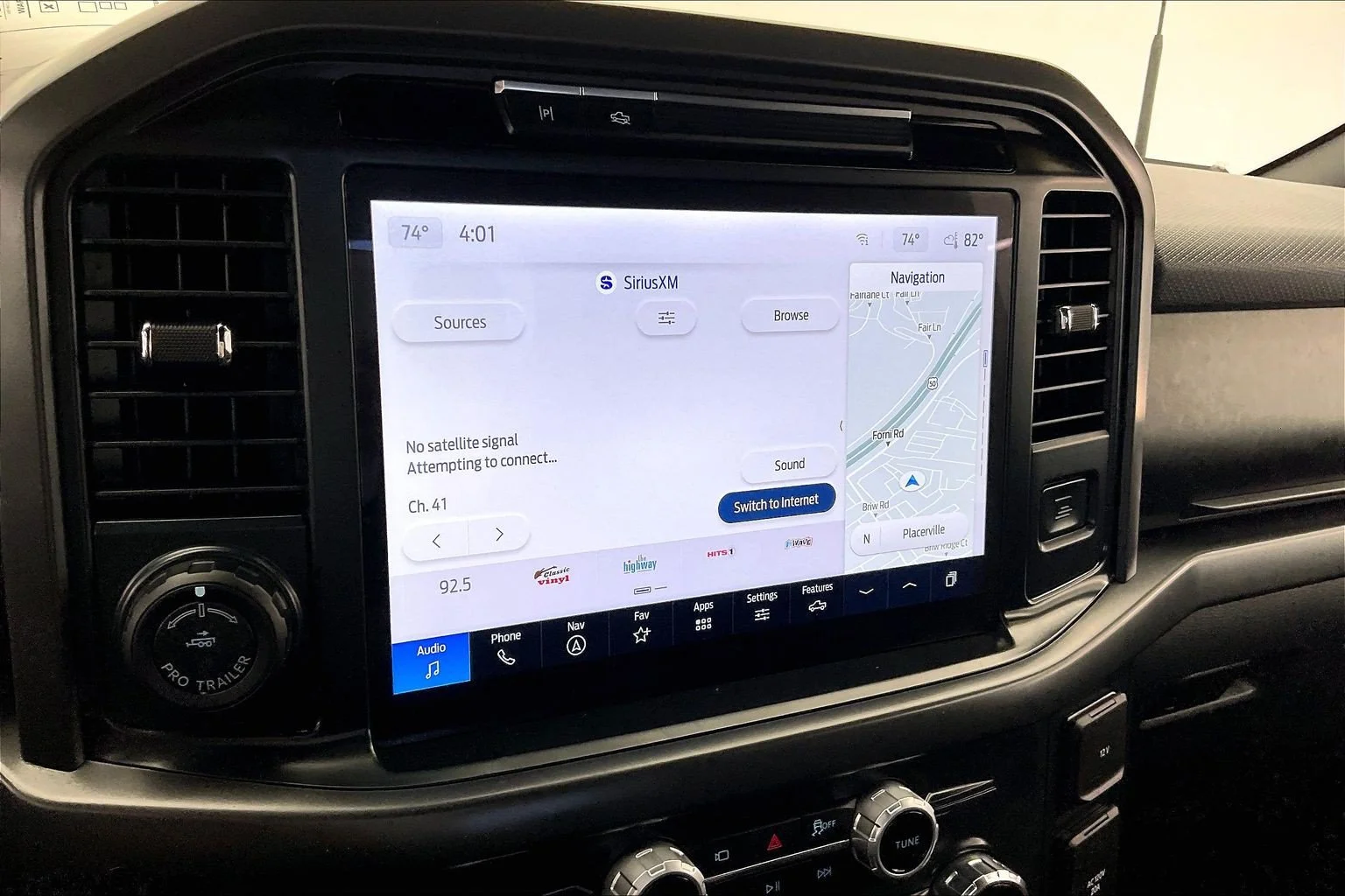 Used 2025 Oxford White Ford Tremor image 23