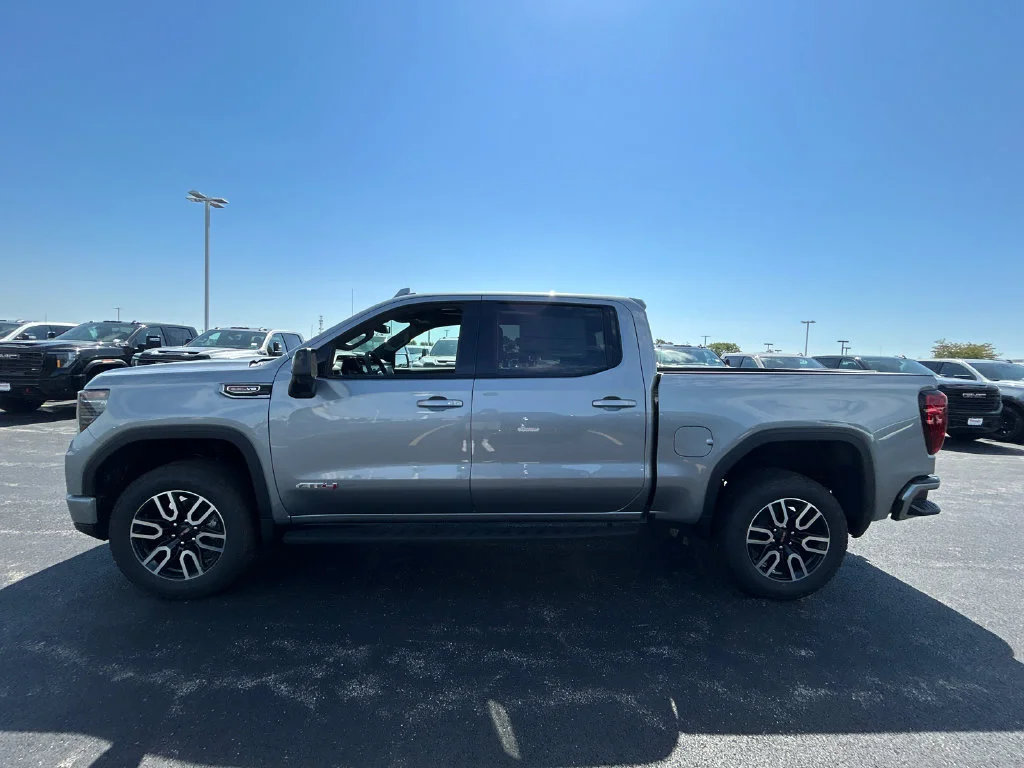 2026 GMC Sierra 1500 AT4 - Photo 7