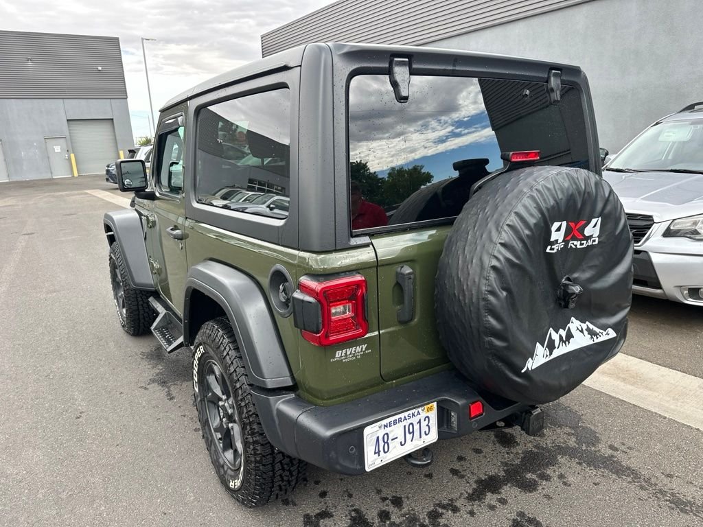 Used 2020 Green Jeep Sport image 11