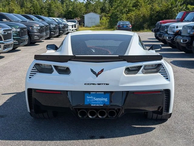 Used 2018 White Chevrolet Z06 image 4