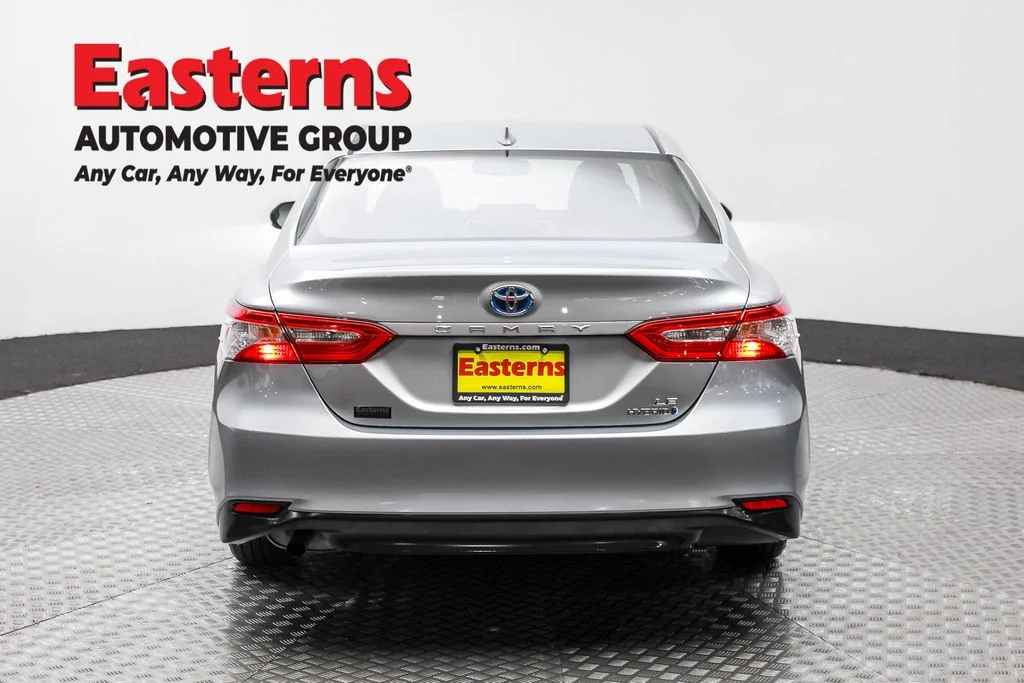 Used 2020 Silver Toyota LE image 6