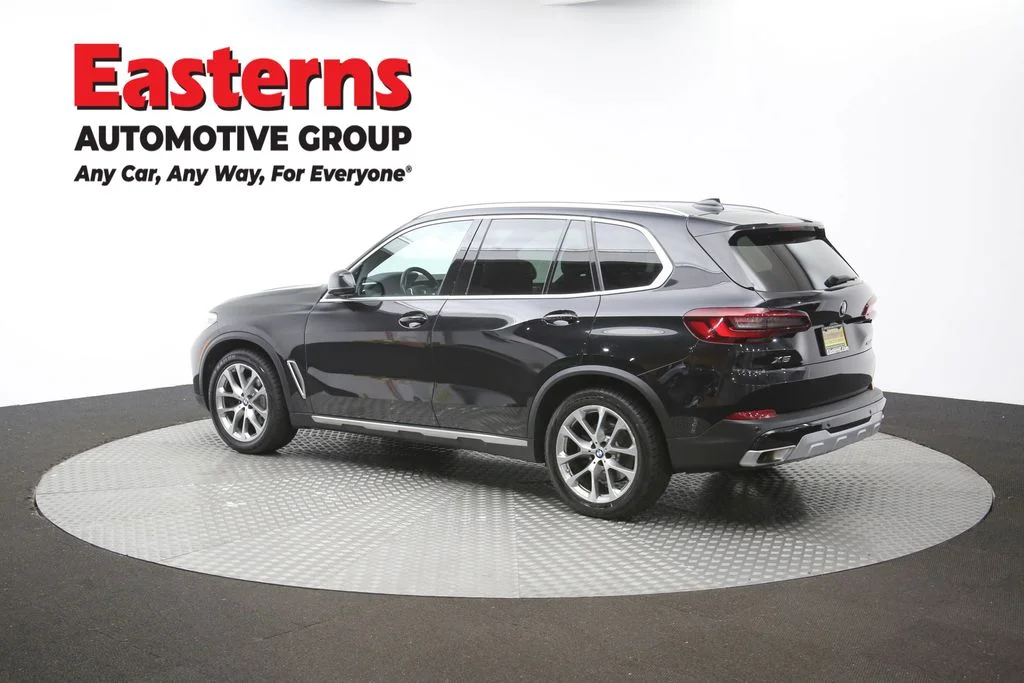 Used 2023 Black BMW xDrive40i image 59