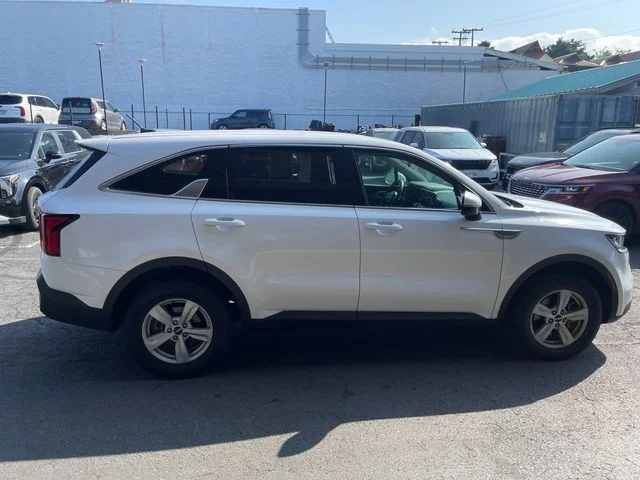Used 2023 White Kia LX image 7