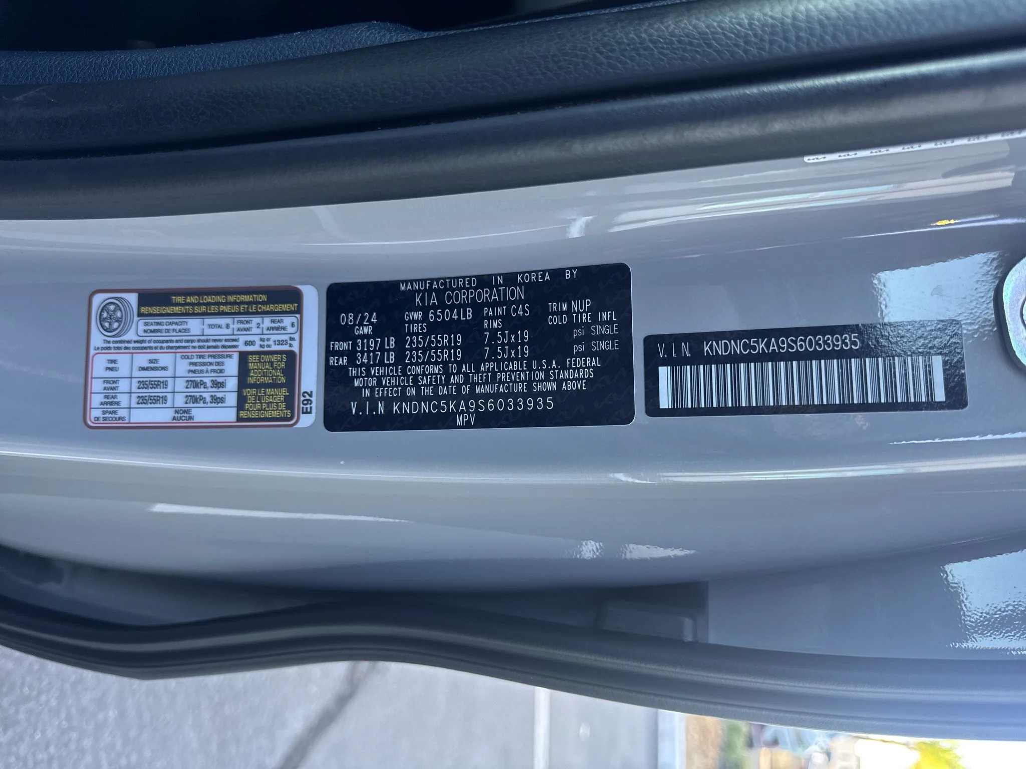 Used 2025 CERAMIC SILVER Kia EX image 35