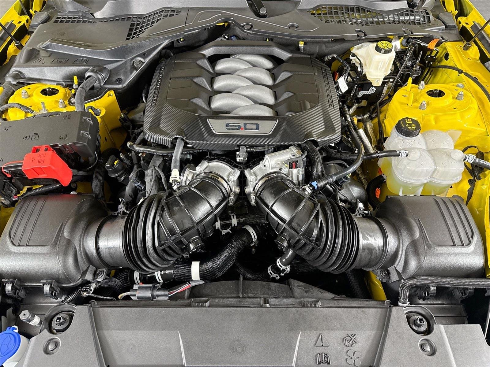Used 2024 Yellow Splash Metallic Tri-coat Ford GT Premium image 43