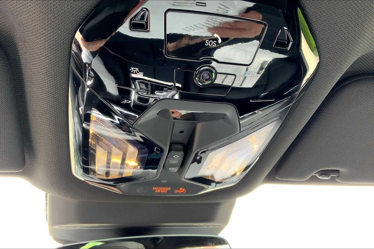 2025 BMW 7 Series 760i - Photo 18