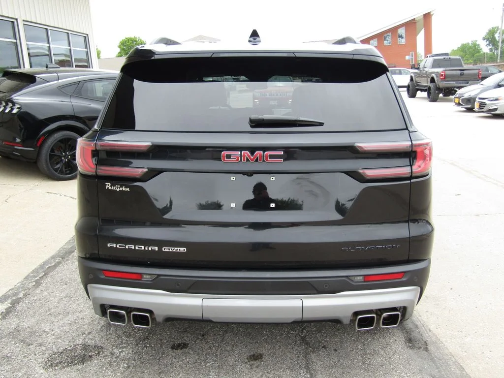 Used 2024 Black GMC Elevation image 4