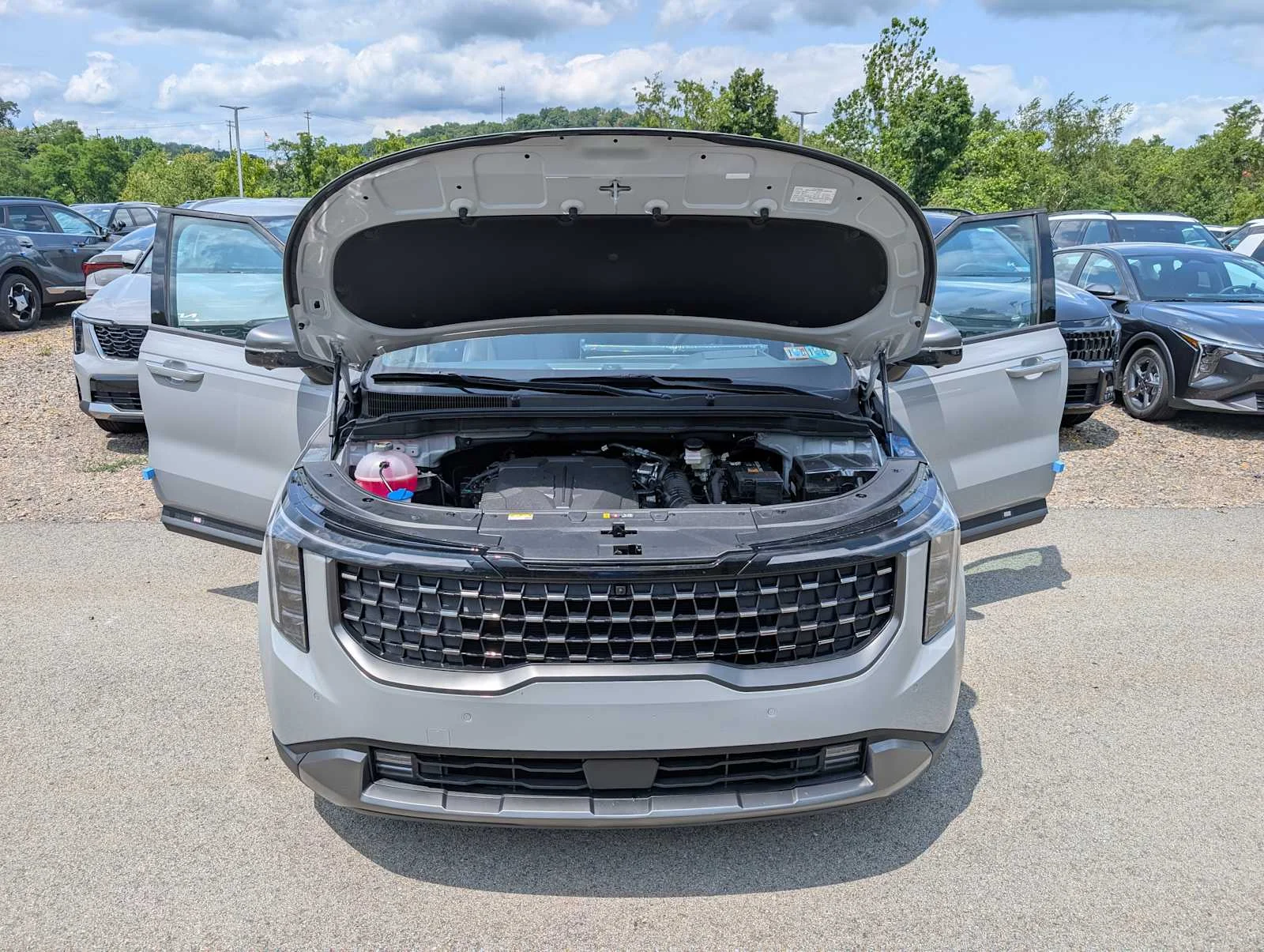 New 2026 Ceramic Silver Kia SX Prestige image 10