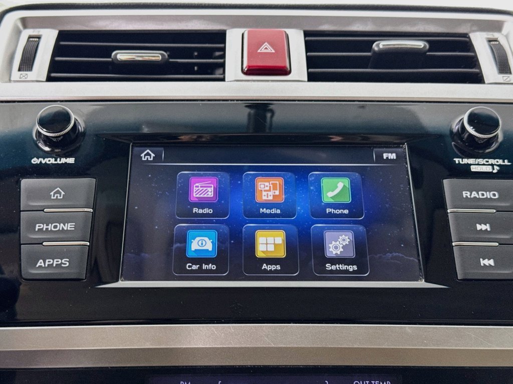 Used 2018 Crystal White Pearl Subaru 2.5i image 18