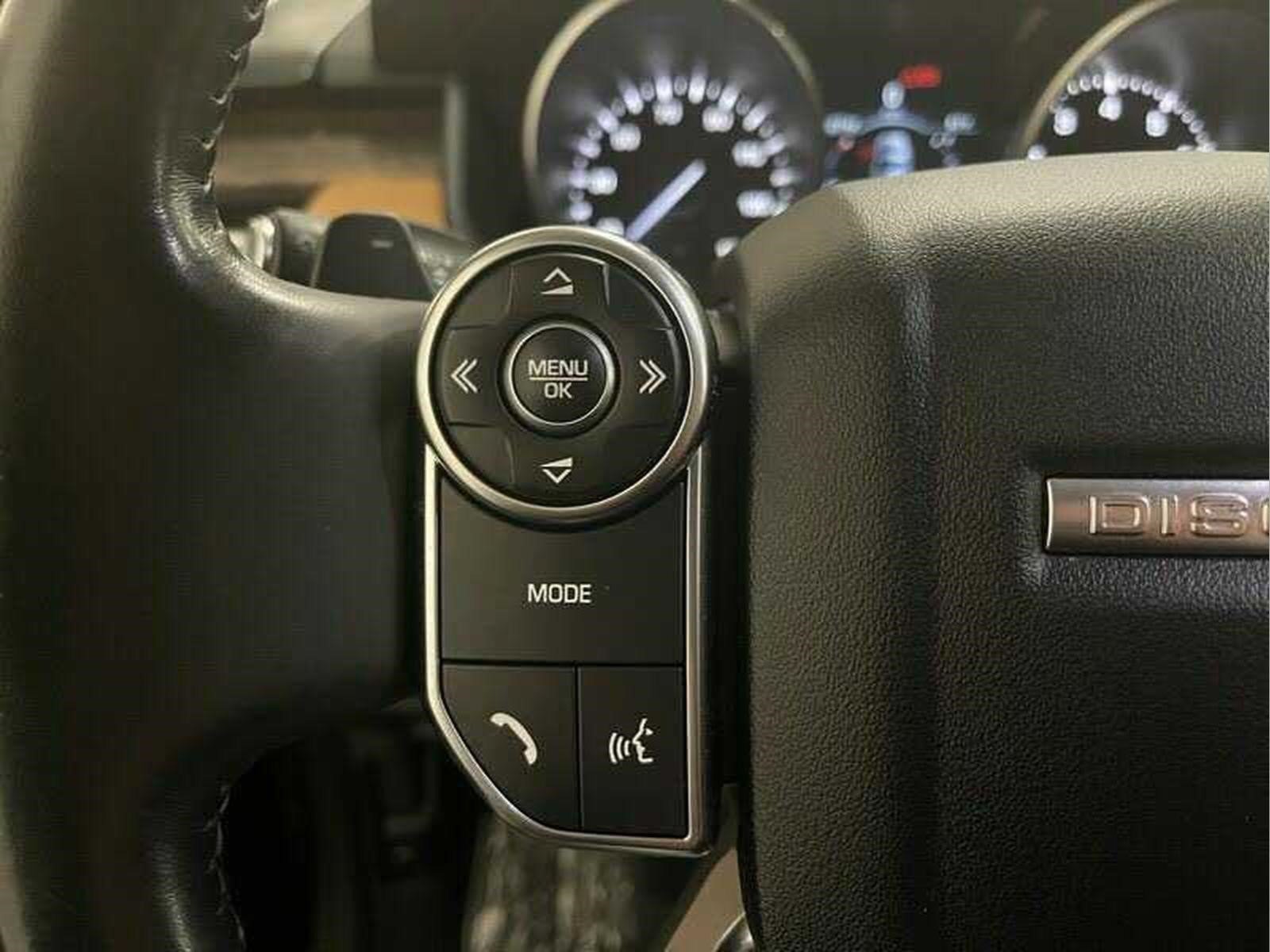 Used 2017  Land Rover HSE Luxury image 16