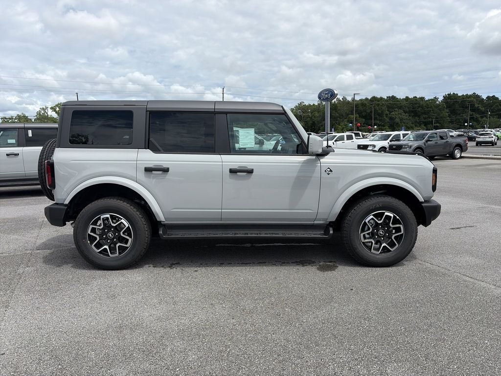New 2026 Avalanche Gray Ford Outer Banks® image 8