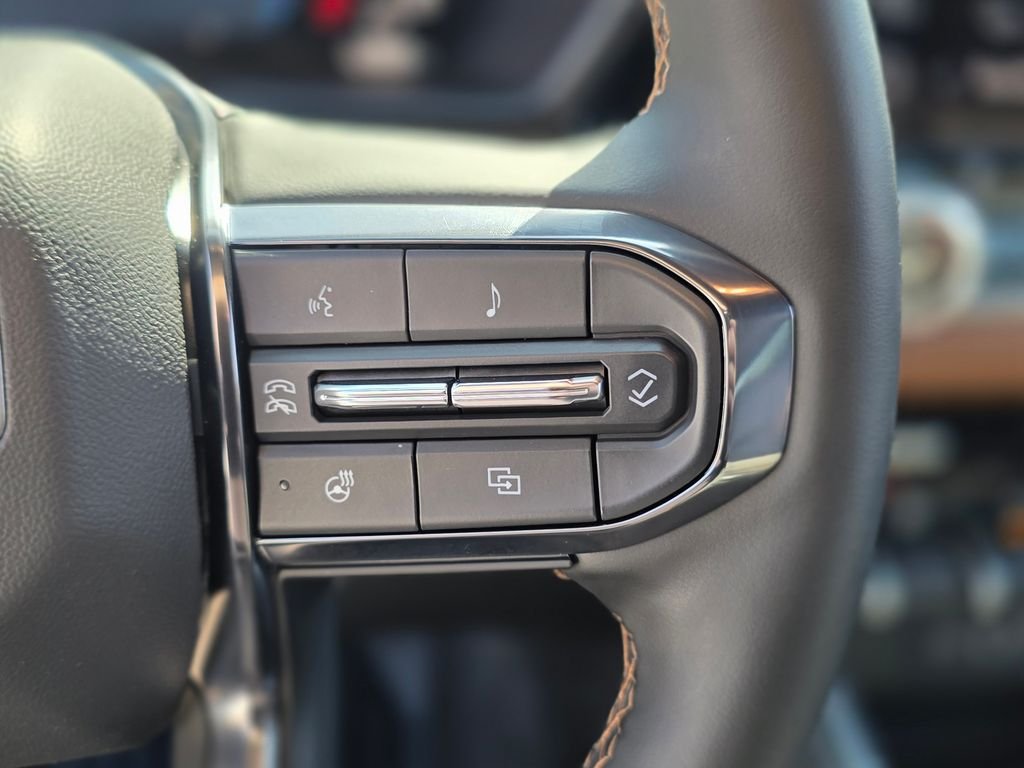 2025 GMC Canyon AT4 - Photo 27
