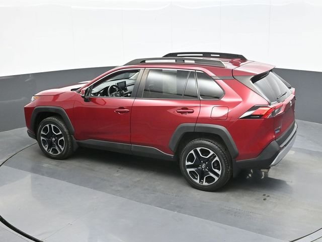 Used 2019 Red Toyota Adventure image 11