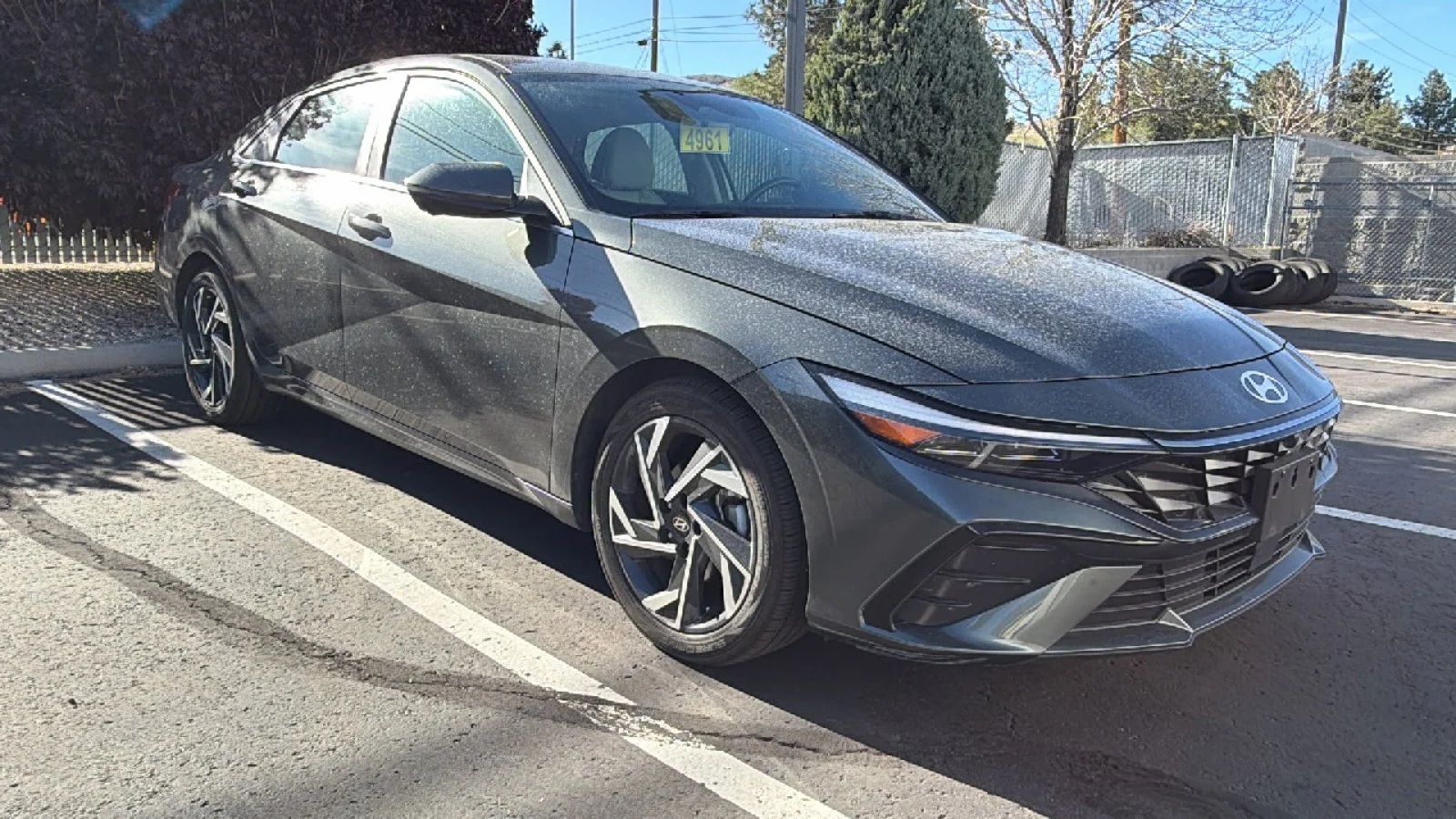 2024 Hyundai Elantra 2.0 Limited IVT's photo