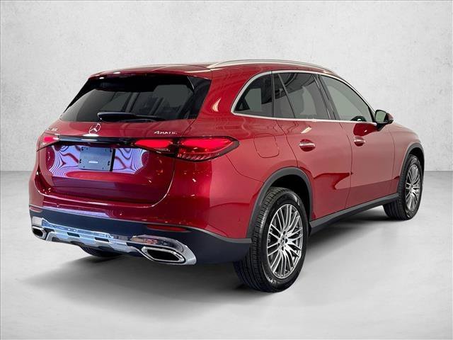 New 2026 MANUFAKTUR Patagonia Red Metallic Mercedes-Benz GLC 300 image 35