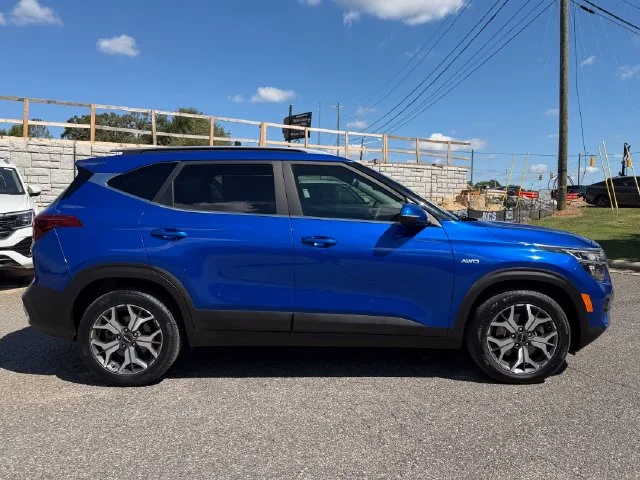Certified Used 2023 Neptune Blue Kia EX image 6