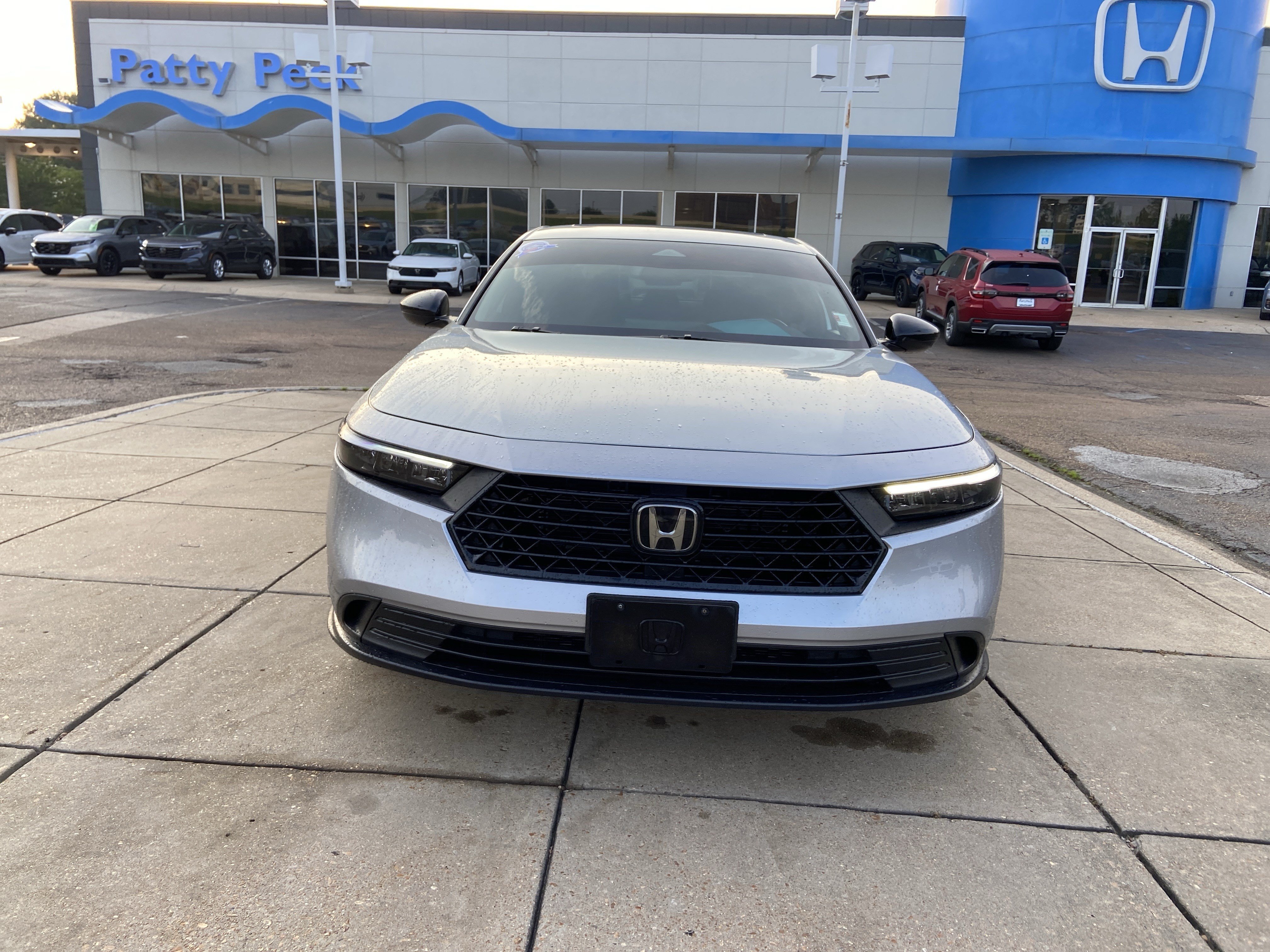 Used 2024 Solar Silver Metallic Honda Sport image 3