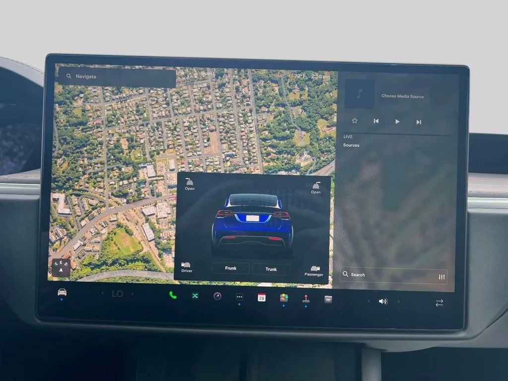 Used 2023 Blue Tesla Standard Range image 33