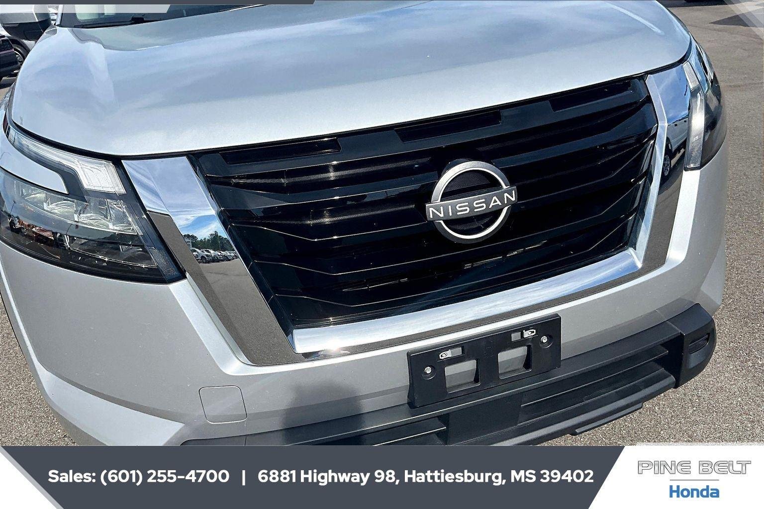 2024 Nissan Pathfinder SV - Photo 22