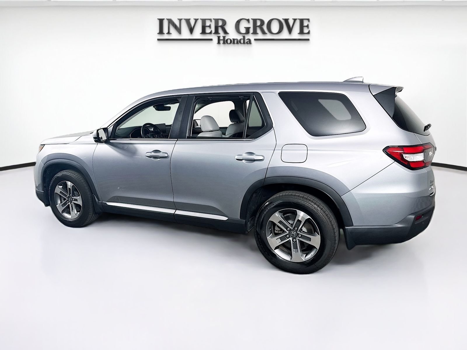 2025 Honda Pilot EX-L - Photo 7