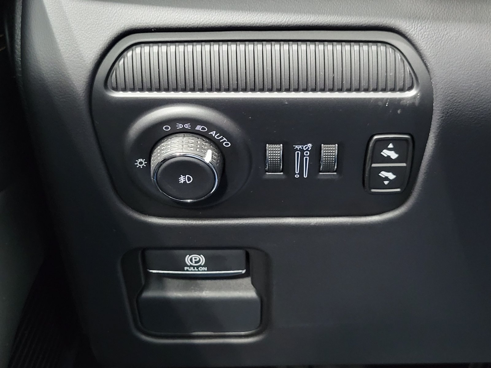 Used 2024 White Jeep Series III image 14