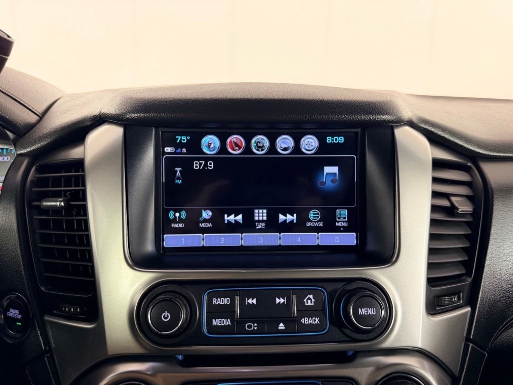Used 2019 Silver Chevrolet Premier image 16