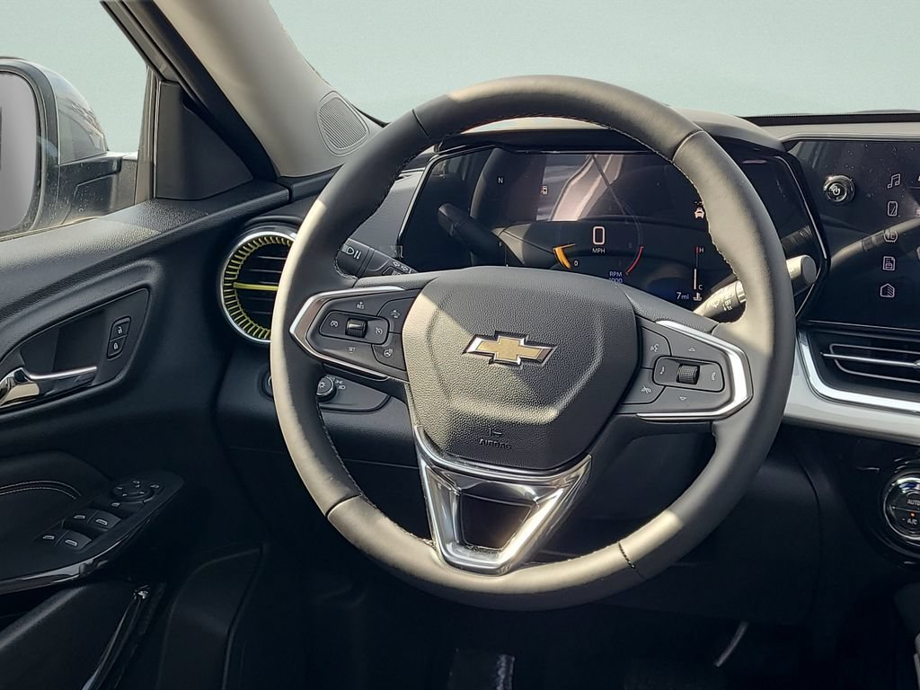 2026 Chevrolet Trax LT - Photo 12